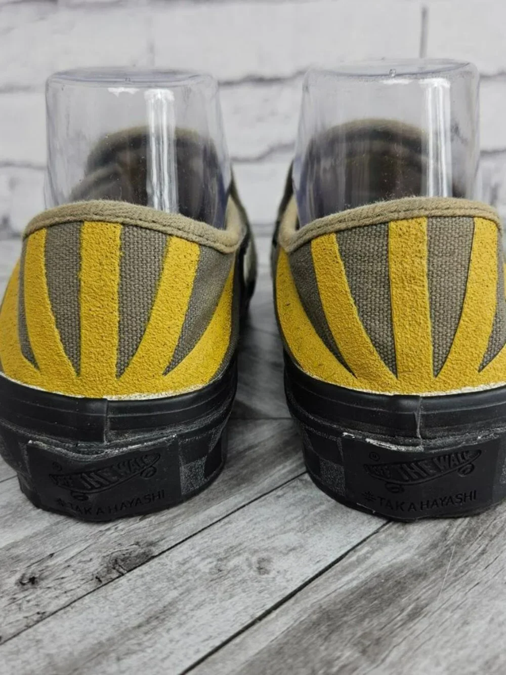 Men's Slip-On Canvas Shoes in Olive with Yellow Accent